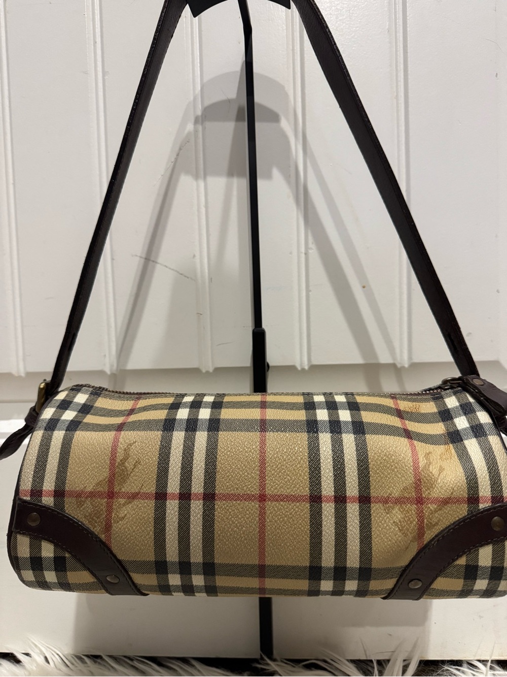 Burberry barrel Shoulder Bag